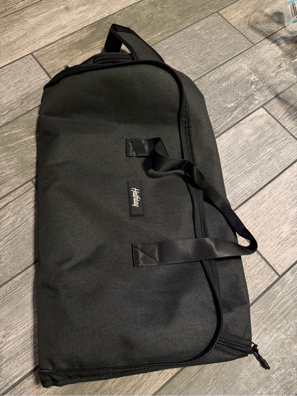 New Halfday Convertible 2-In-1 Garment Duffel Weekender Bag 45l — image 2 of 2